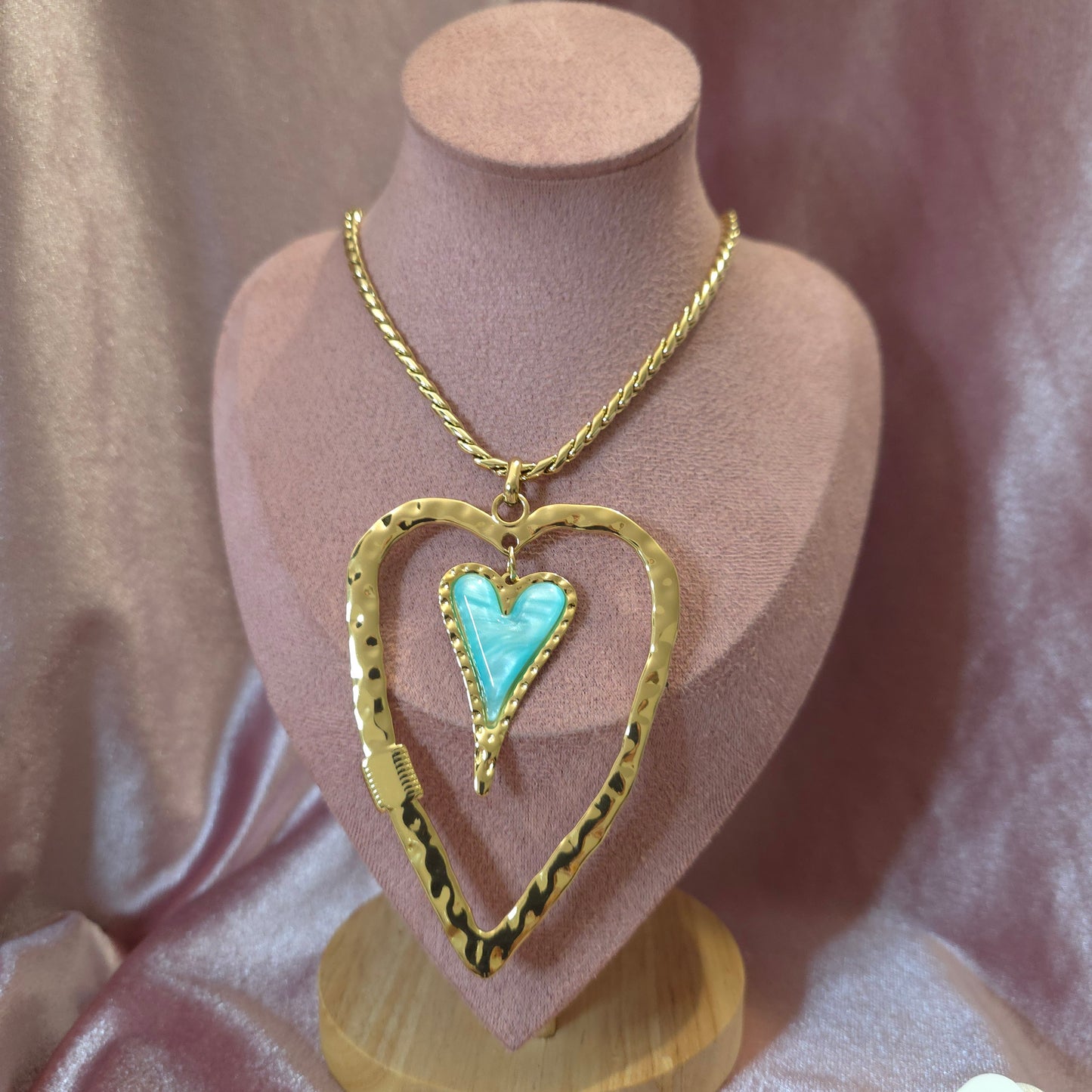 Collier 73