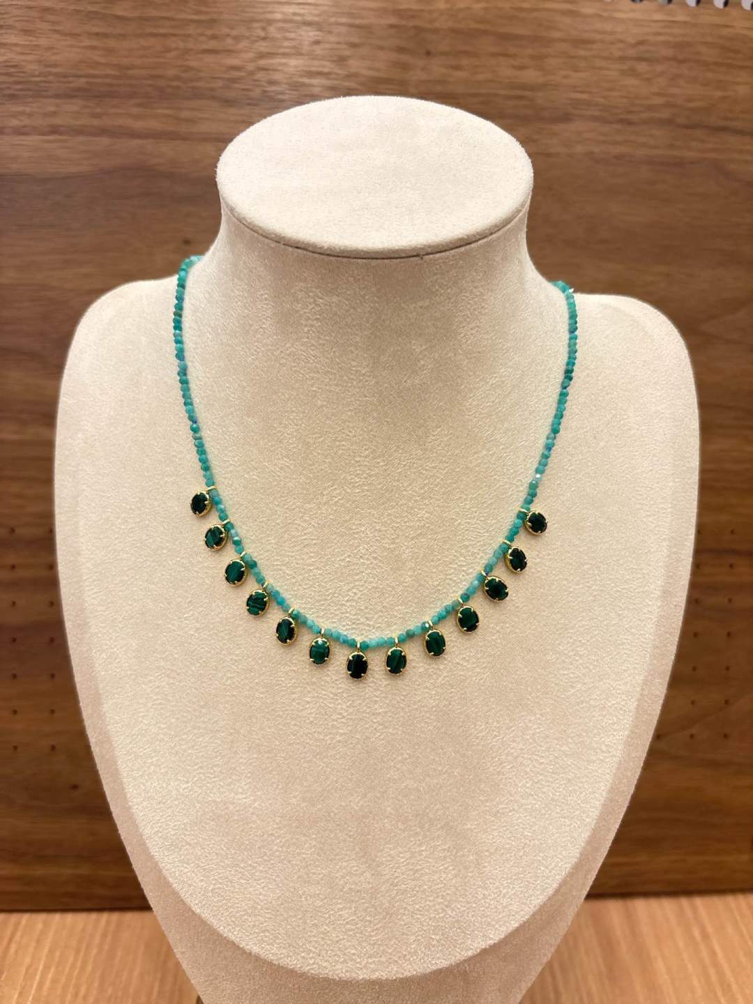 Collier HABAHA en Pierres Naturelles