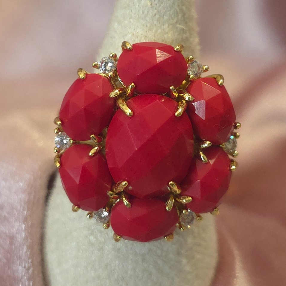 Bague mini fleur Jade Rouge