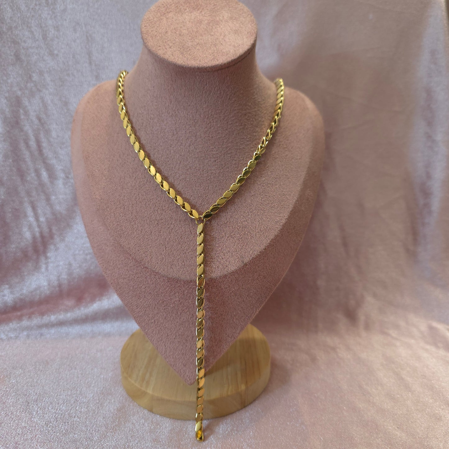 Collier Y 2