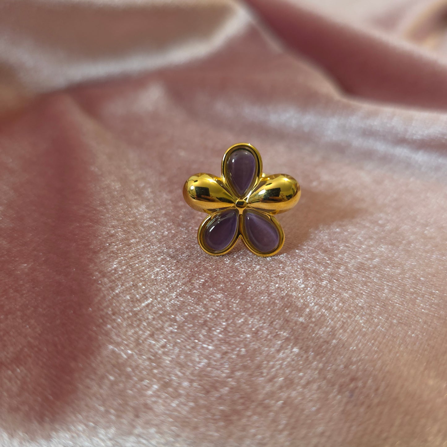 Bague fleur violette