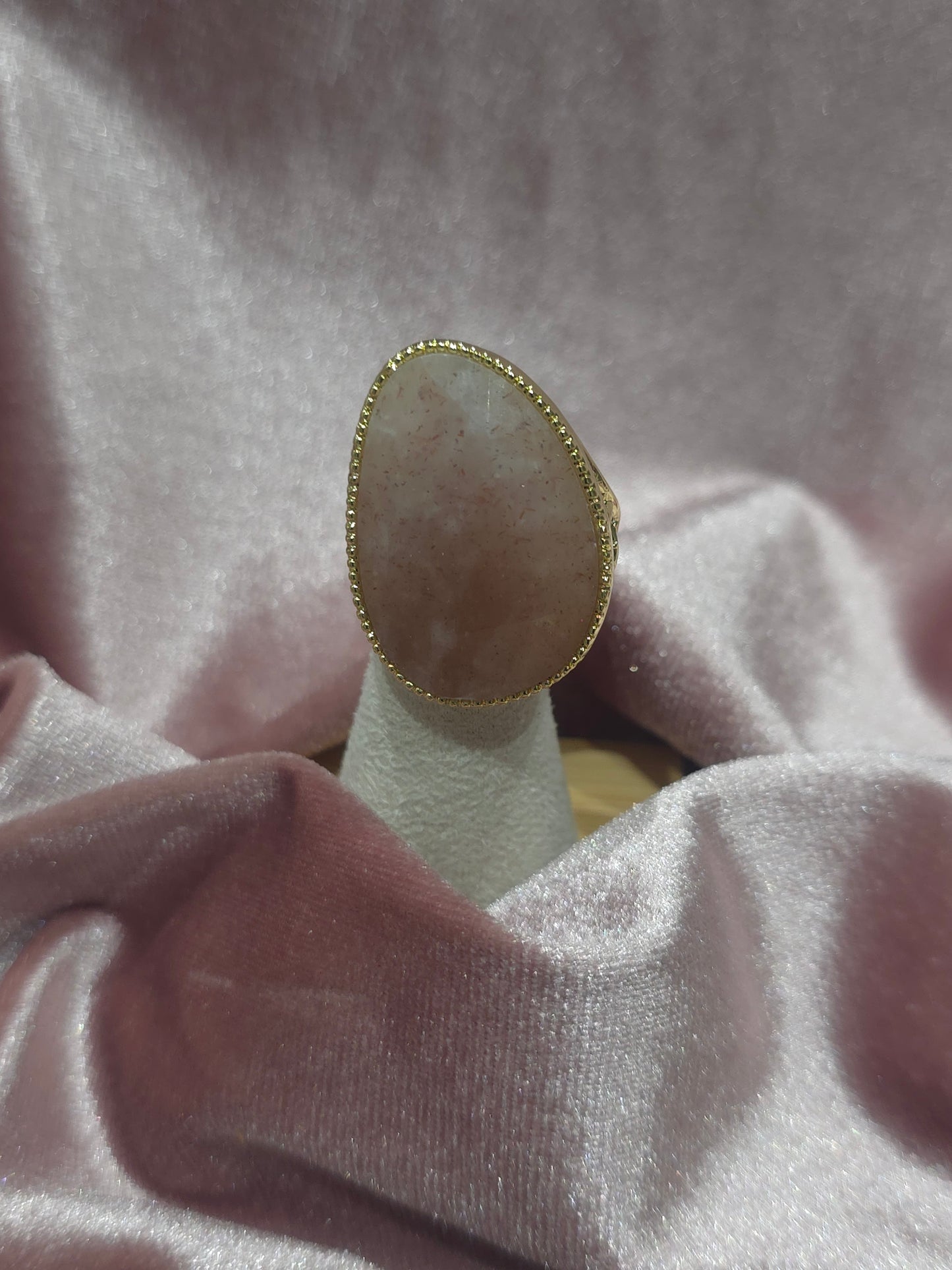 Bague ovoïde Pierre de Soleil