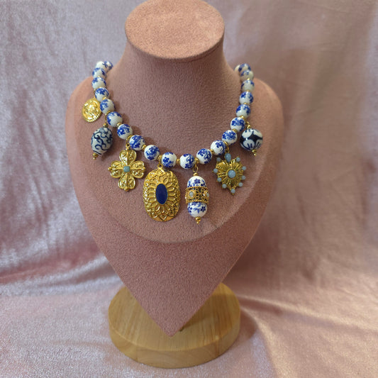 Collier 4